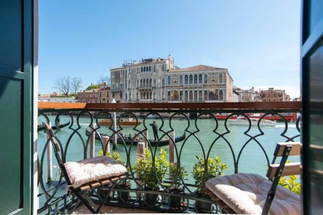 Casa Zucchi | Grand Canal Apartment เวนิส ภายนอก รูปภาพ